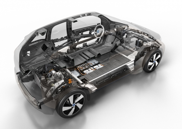 BMW 전기차에 장착된 삼성SDI 각형 배터리.