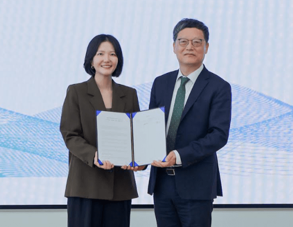 네이버, EBS와 맞손...AI 시대 '원천 지식' 확보한다