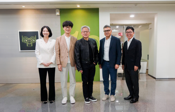 젠슨 황·이해진 맞손…네이버클라우드, 엔비디아 ‘AI 동맹’ 전면에